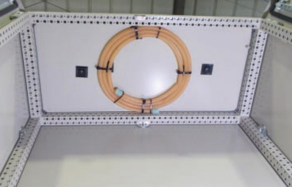 チューブ型自動消火デバイス